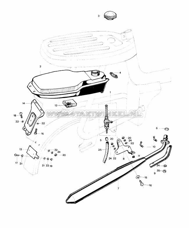 F6 - TANK UND AUSPUFF