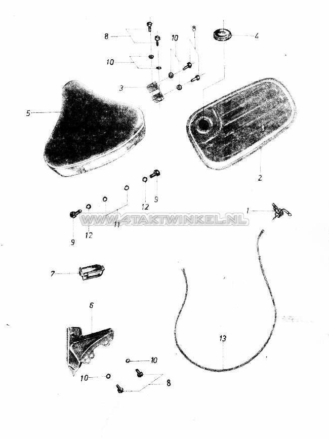 F6 - Seat - Fueltank