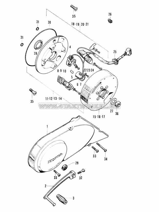 E11 - Left Crankcase Cover - Dynamo