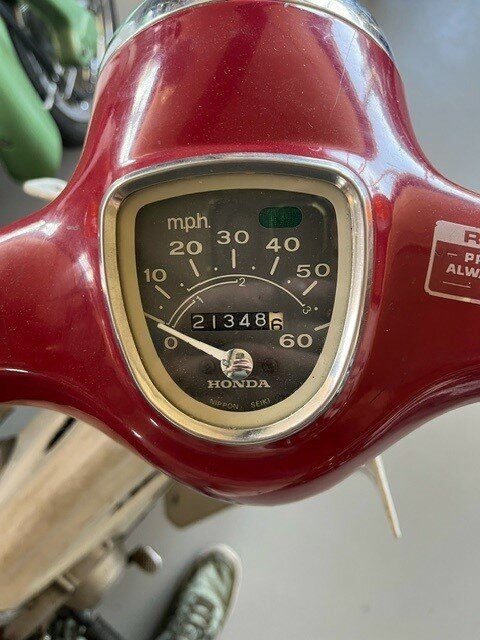 VERKAUFT! Honda C70 OT, rot, 21348 meilen