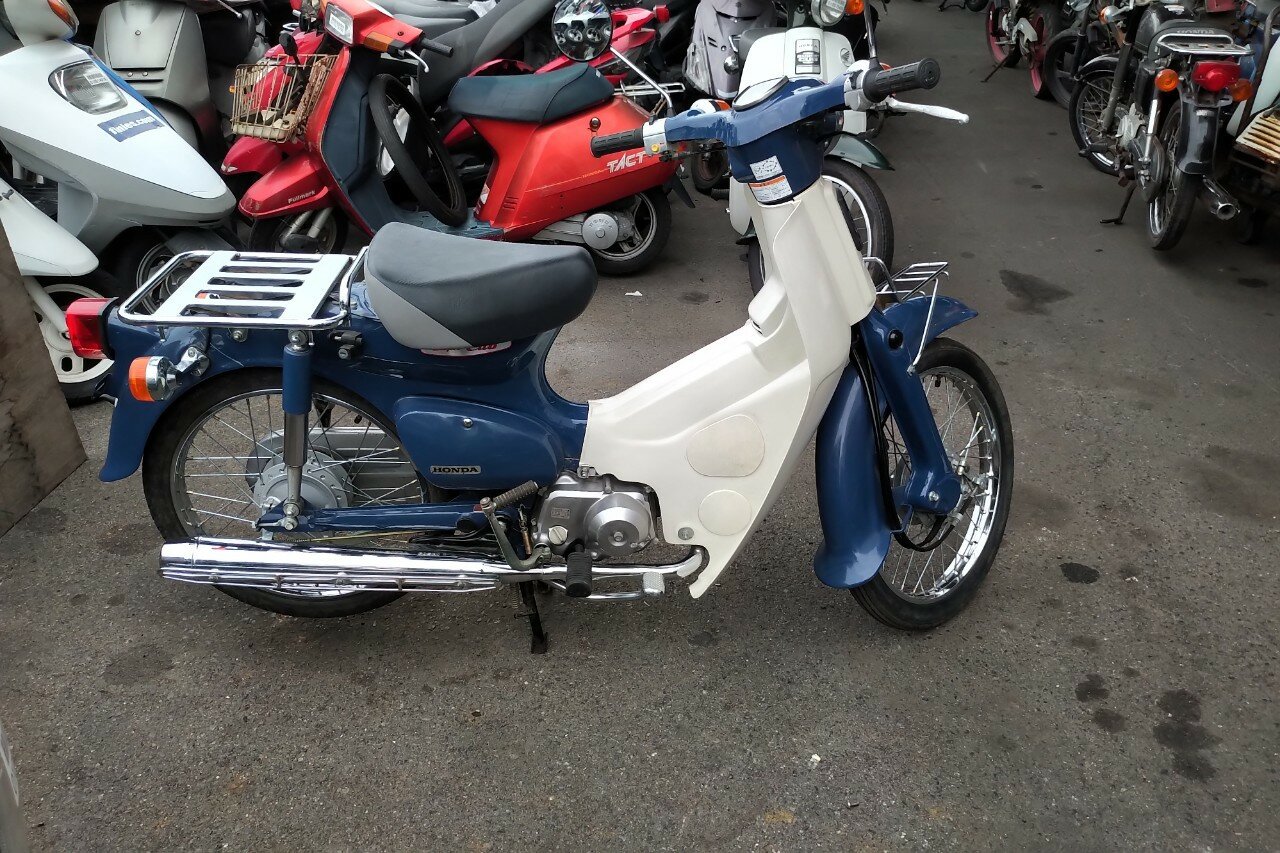 VERKAUFT Honda C50 NT Japanisch, Blau, 1077 km