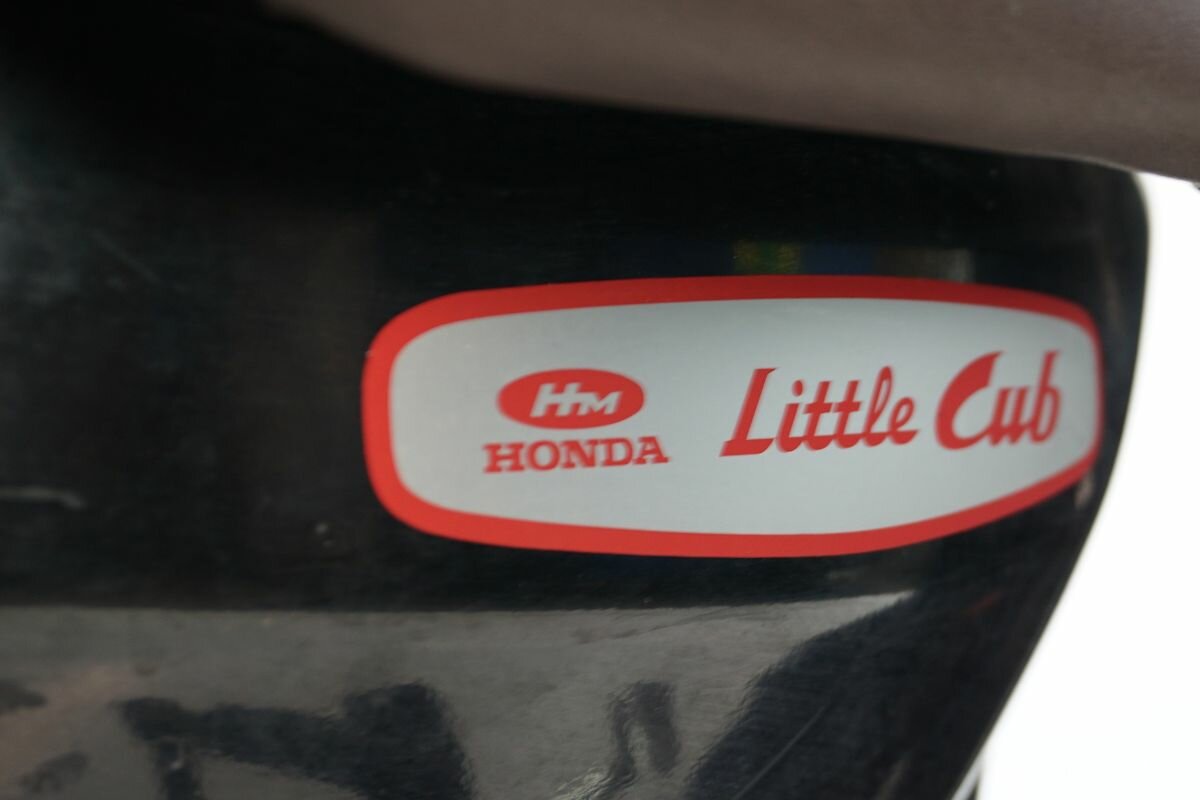Honda C50 Little Cub, Japanisch, Schwarz, 5884 km
