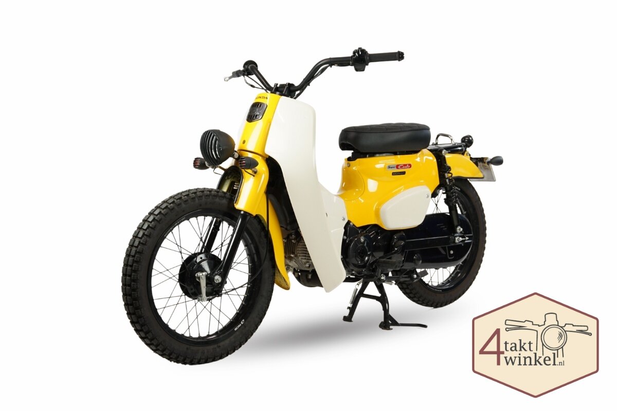 Honda C50, Custom, Gelb, mit niederl&auml;ndischem Kennzeichen