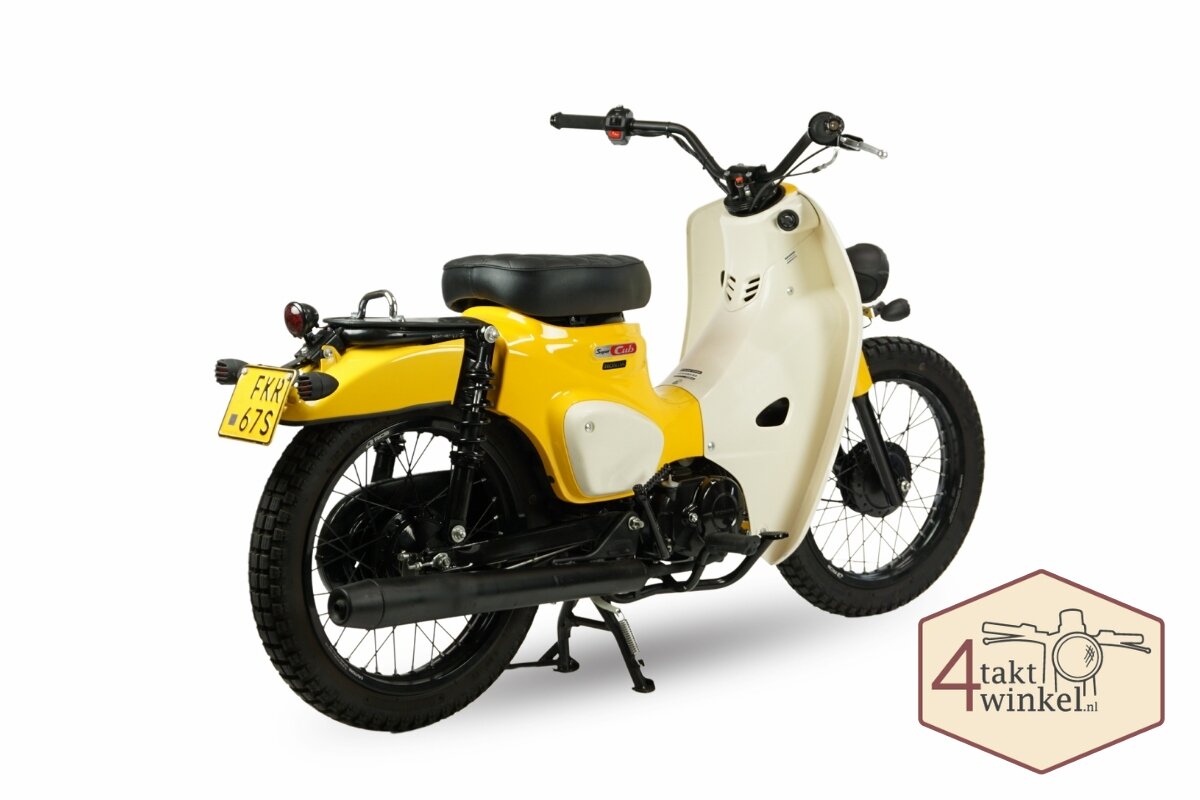 Honda C50, Custom, Gelb, mit niederl&auml;ndischem Kennzeichen