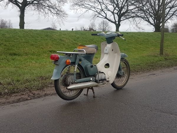 Honda C50 OT Japanese, green, 1047 km