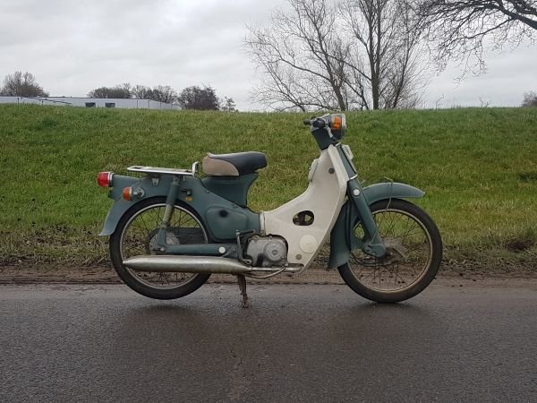 Honda C50 OT Japanese, green, 1047 km