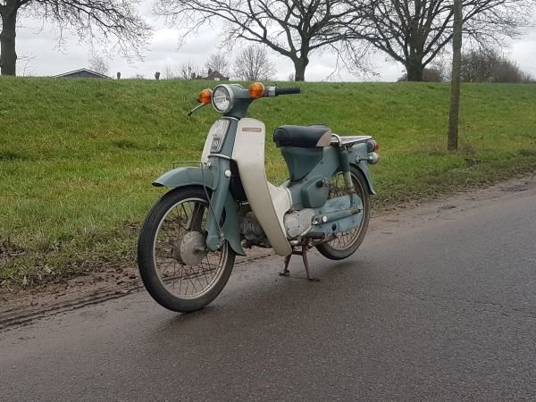 Honda C50 OT Japanese, green, 1047 km