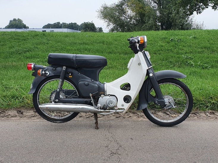 VERKAUFT ! Honda C50 OT Japanese, gray, 5897 km, with papers