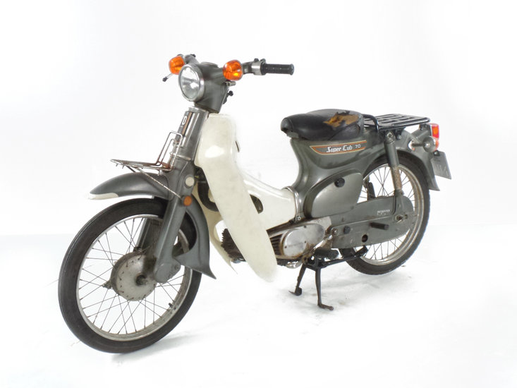 VERKAUFT Honda C70 Japanese, gray, 6785km, with papers!