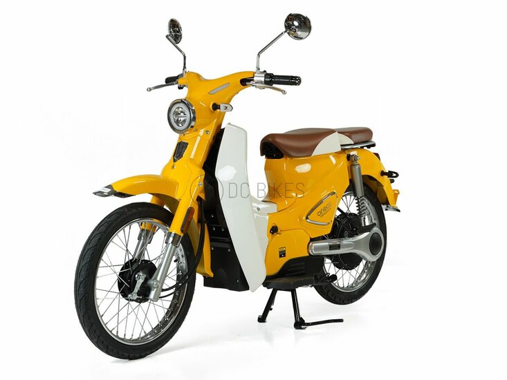 Etalian Classic, 1500w, electric, vintage yellow