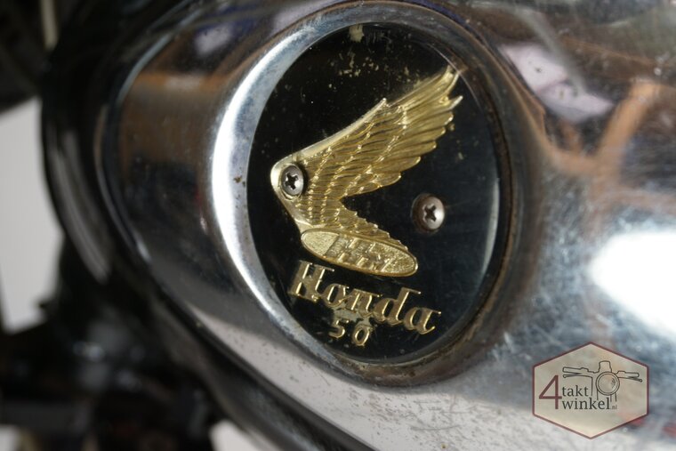 Honda C320s, schwarz