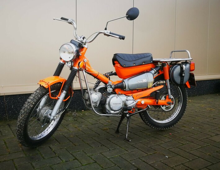 Honda CT90 K4, orange, 2963 Meilen