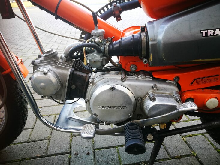Honda CT90 K4, orange, 2963 Meilen