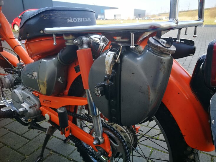 Honda CT90 K4, orange, 2963 Meilen
