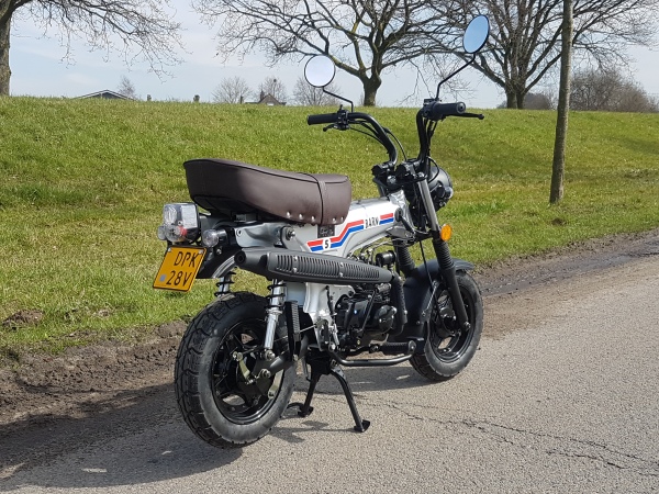 AUSVERKAUFT! Skymax , 50cc, EFI, Limited edition, Barn