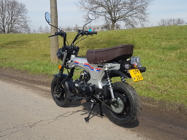 AUSVERKAUFT! Skymax , 50cc, EFI, Limited edition, Barn