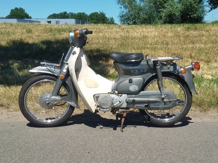 VERKOCHT Honda C90 K1 Japans, 10218 km, met kenteken!