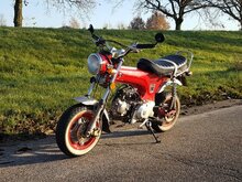 VERKOCHT ! Skyteam, 50cc, Dax, 8548km, rood