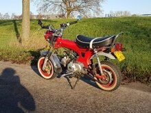 VERKOCHT ! Skyteam, 50cc, Dax, 8548km, rood