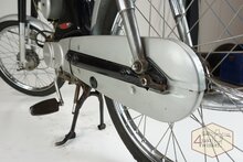 Honda C320s, schwarz