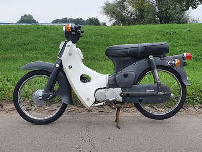 VERKAUFT ! Honda C50 OT Japanese, gray, 5897 km, with papers