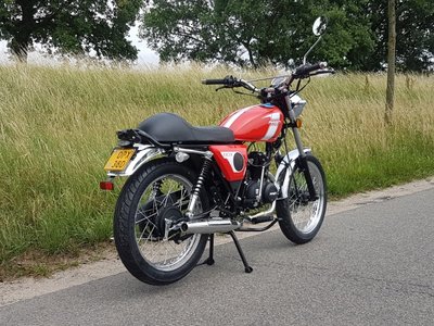 Mash Fifty, 50cc, rood, Euro 4