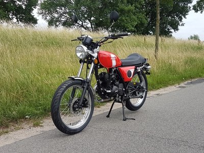 Mash Fifty, 50cc, rood, Euro 4