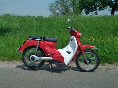 VERKAUFT! Cineco E-Classic, 1000w, Elektro, Rot