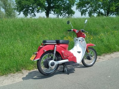 VERKAUFT! Cineco E-Classic, 1000w, Elektro, Rot