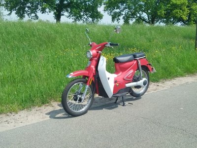 VERKAUFT! Cineco E-Classic, 1000w, Elektro, Rot