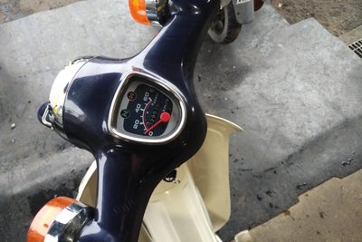 VERKAUFT! Honda C50 NT, 2952km, with papers!