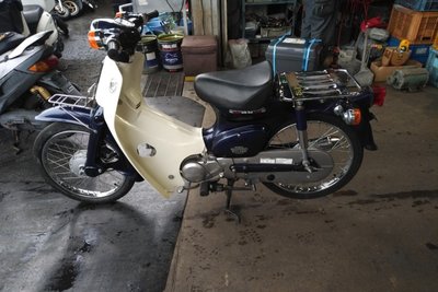 VERKAUFT! Honda C50 NT, 2952km, with papers!