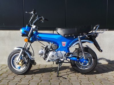 VERKAUFT Zhenhua DX 50 (Dax type), blue, 50cc