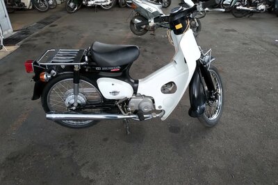 Honda C50 NT, schwarz, 13178km