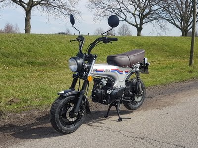 AUSVERKAUFT! Skymax , 50cc, EFI, Limited edition, Barn