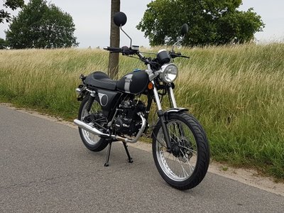 RESERVIERT Mash Fifty, 50cc, zwart, Euro 4